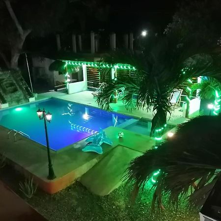 El Galeon Hotel Atacames Luaran gambar