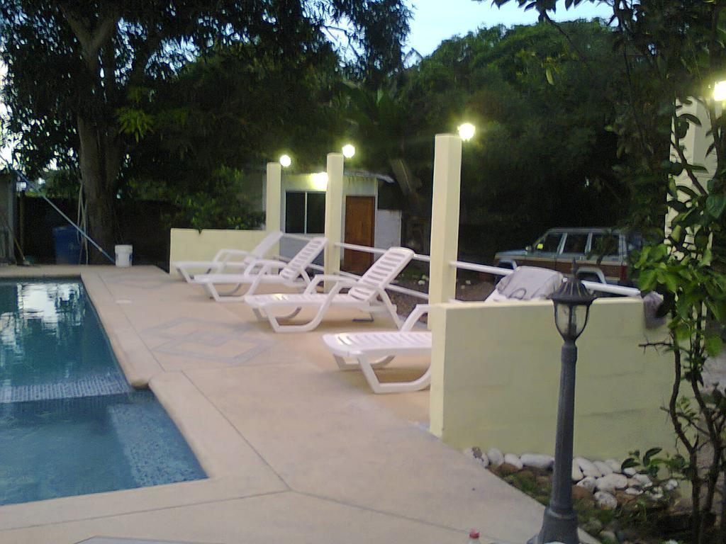 El Galeon Hotel Atacames Luaran gambar